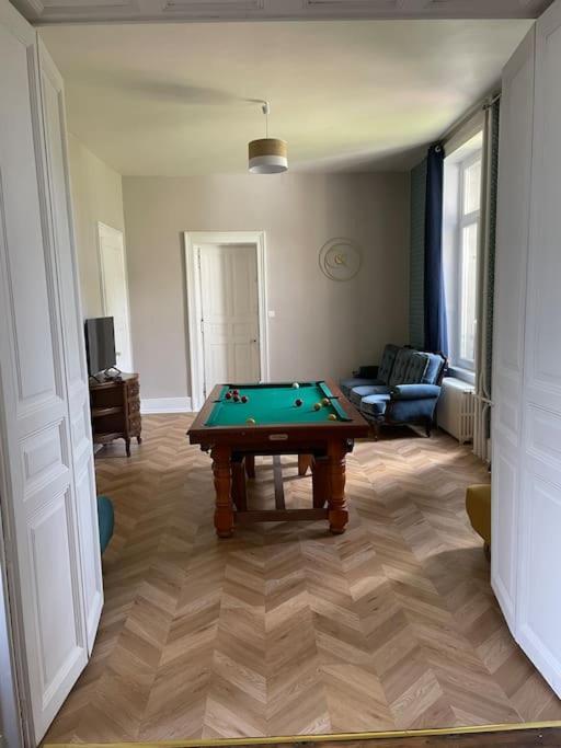 Appartement De Caractere Mirecourt Ngoại thất bức ảnh